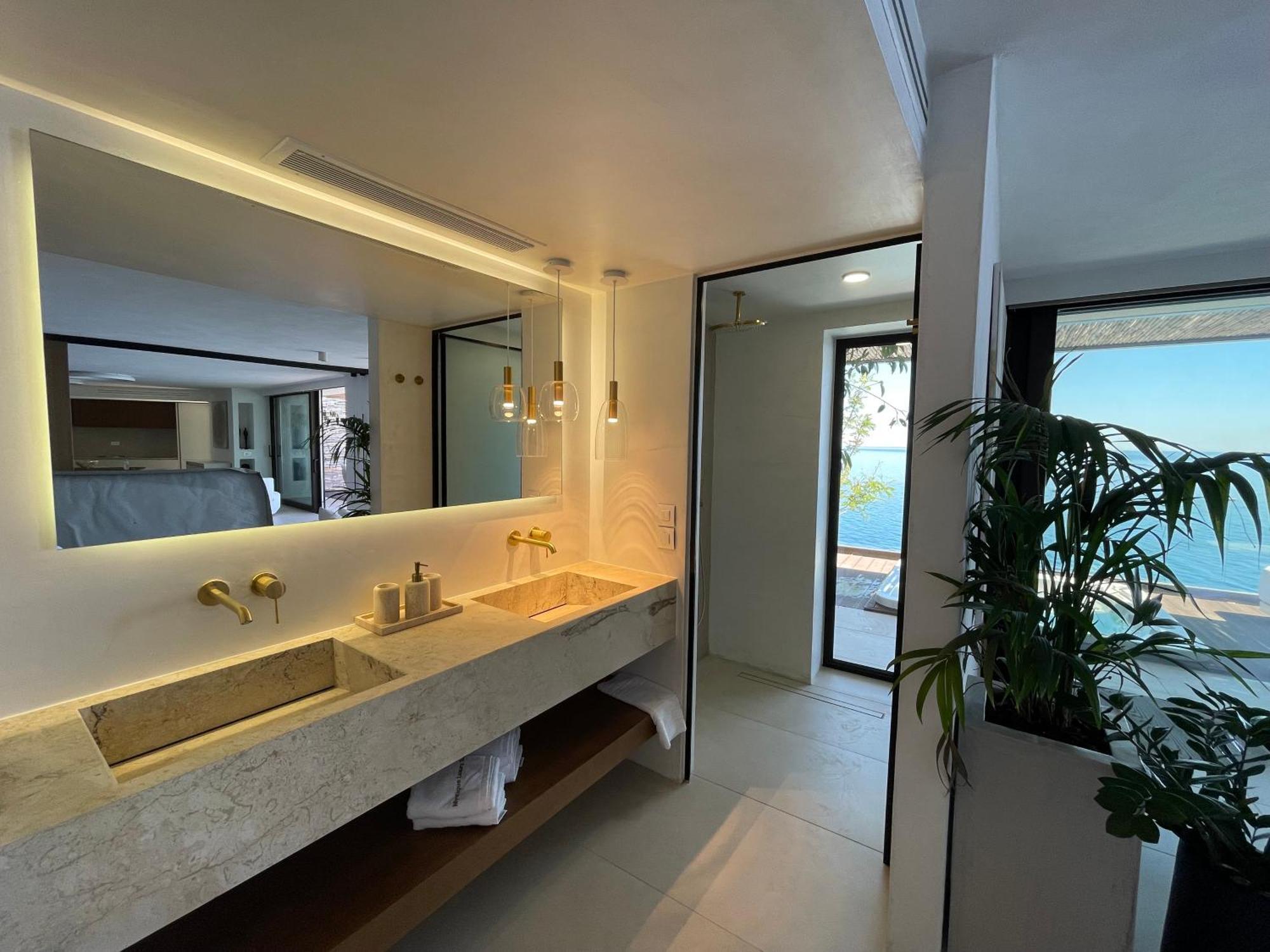 Mystique Luxury Suite Achlia Exterior photo