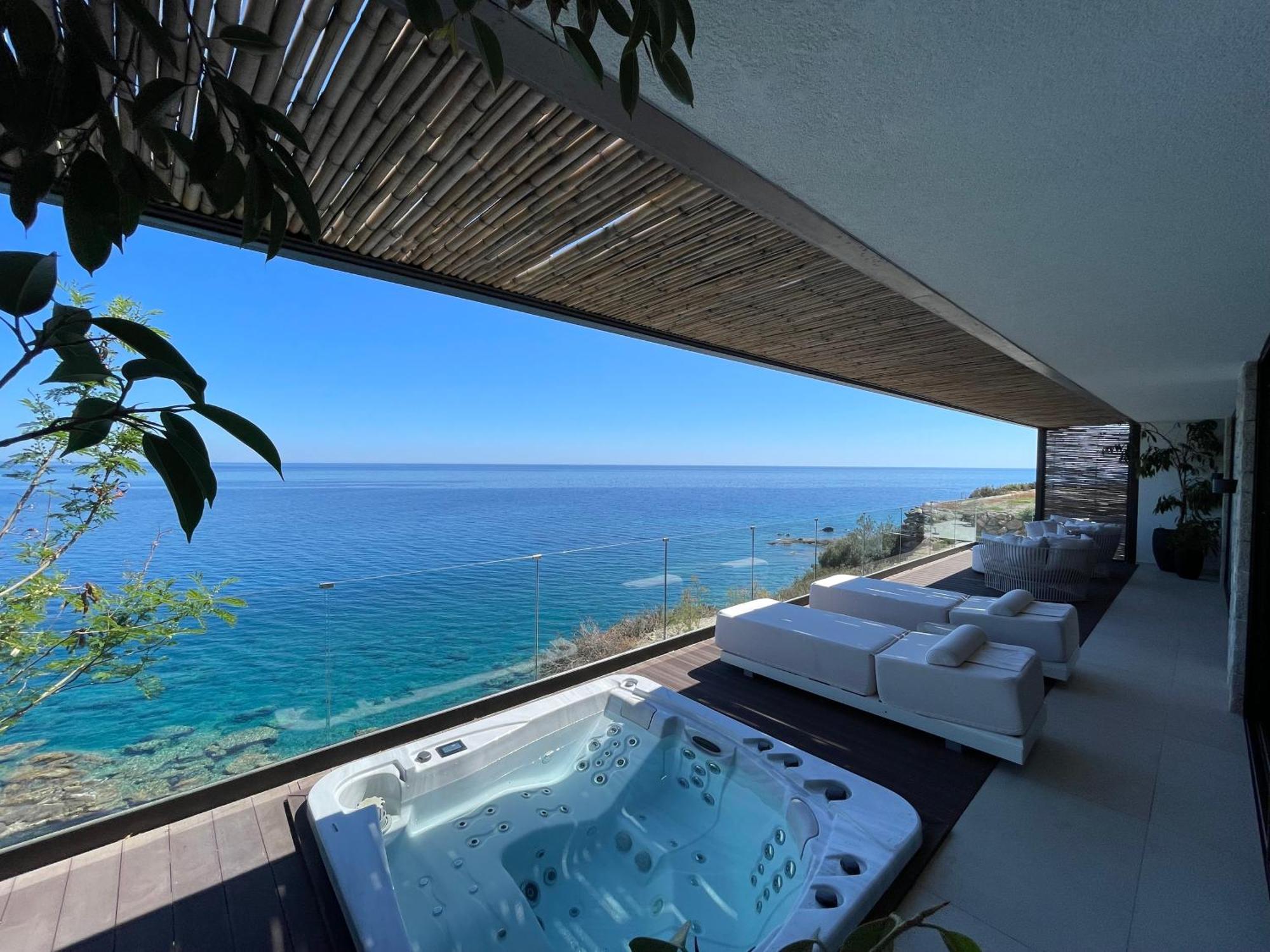 Mystique Luxury Suite Achlia Exterior photo